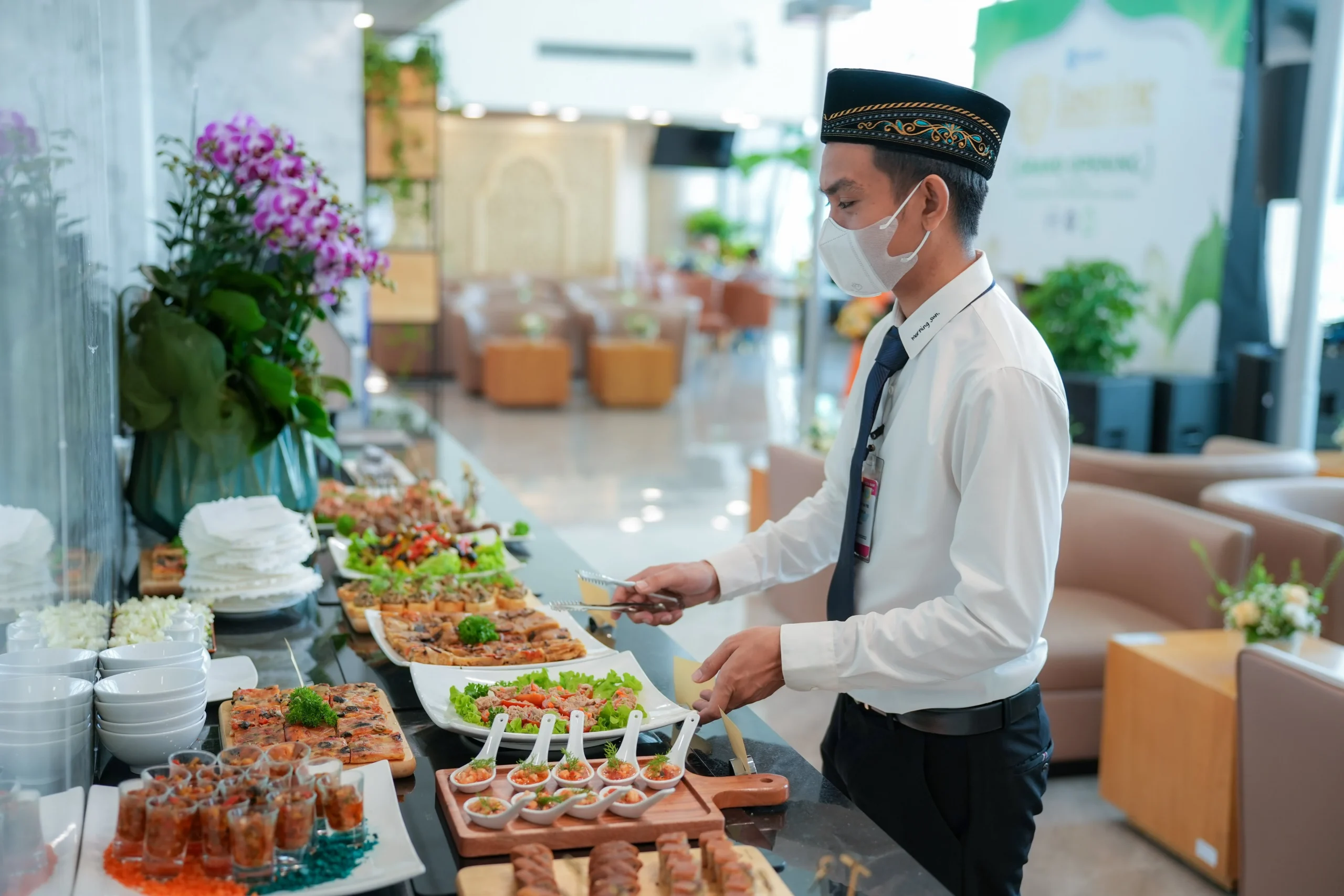 Dịch vụ Nhà hàng và Bếp ăn Halal